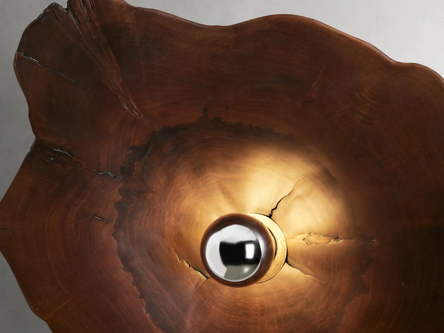 Arruga Sconce