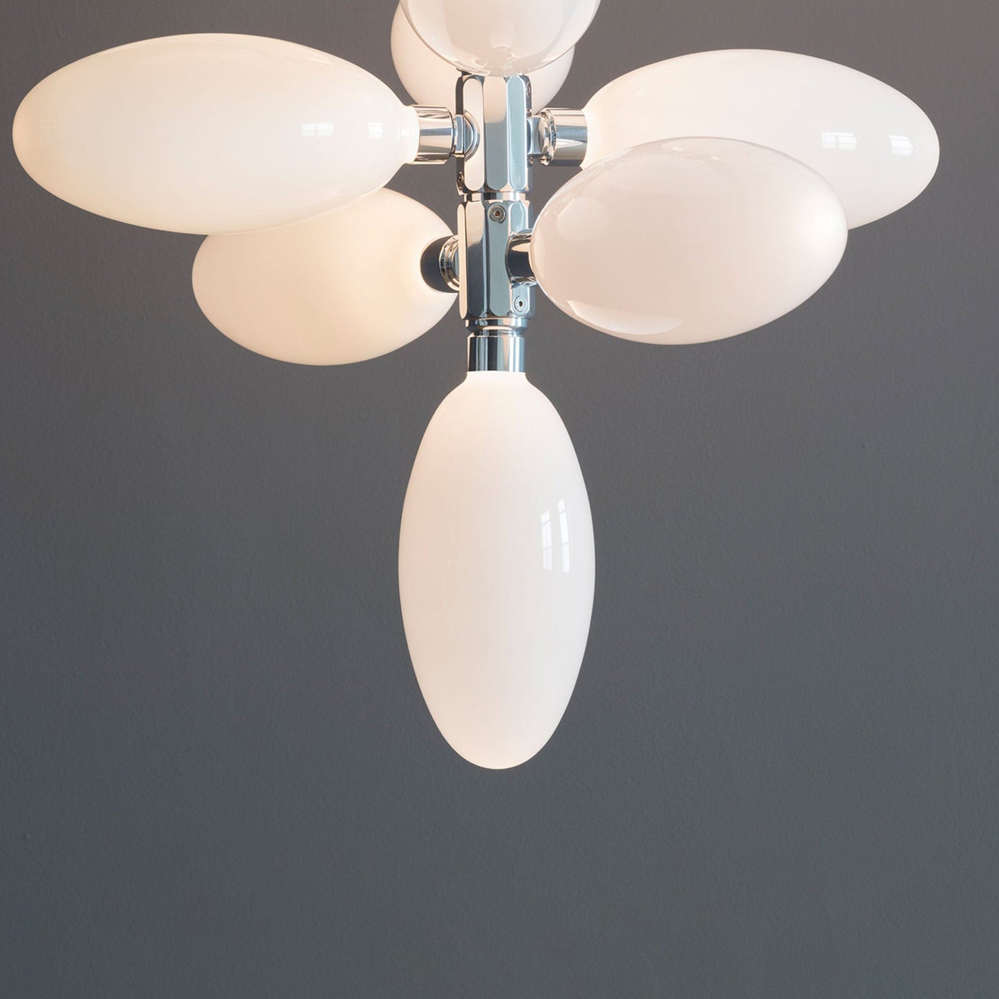 Kingdom Chandelier 21"W  77 Lights