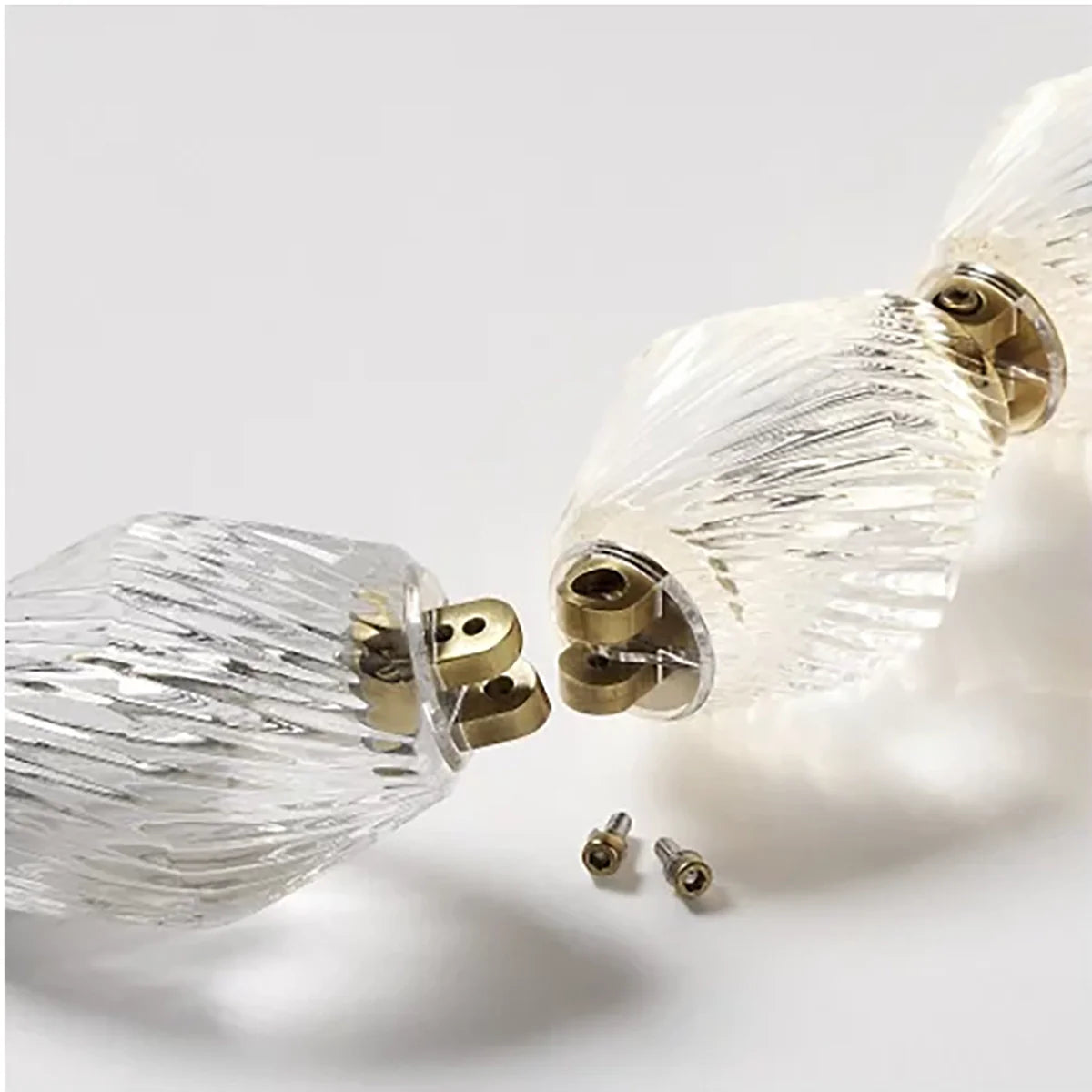 Collier Pendant 51.6"H