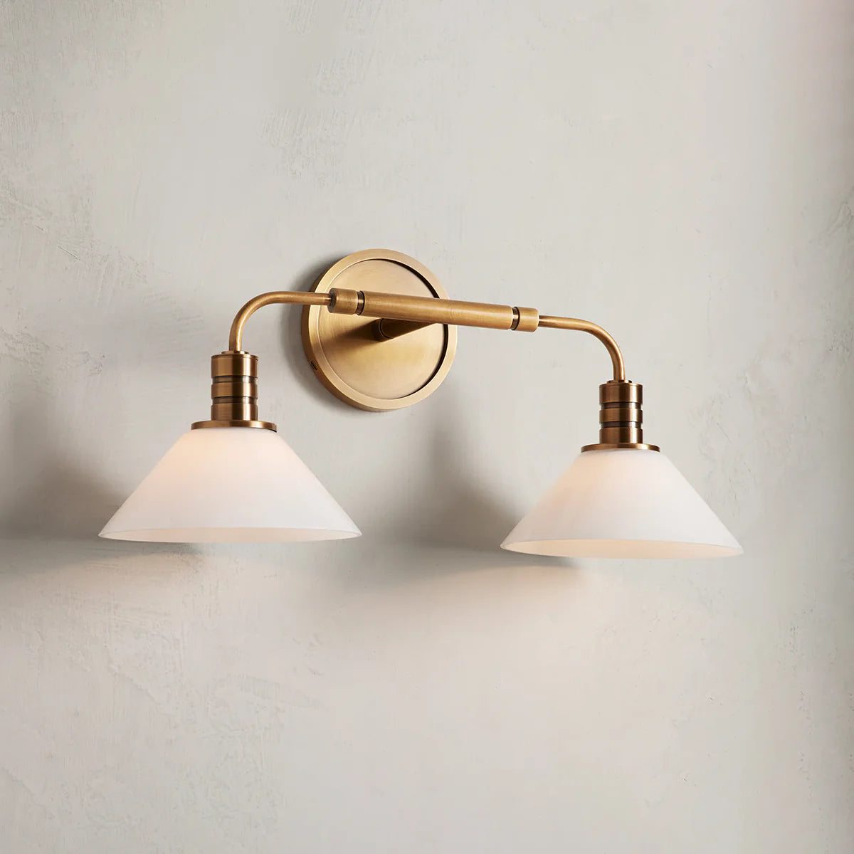 Art Glass Therona Wall Sconce