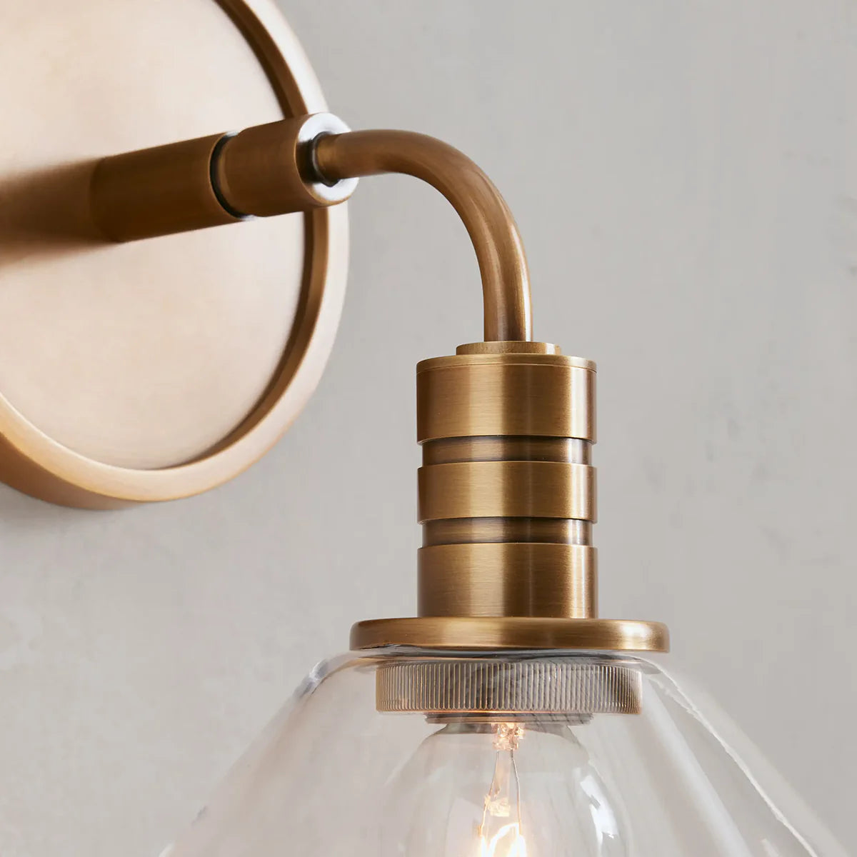 Art Glass Therona Wall Sconce