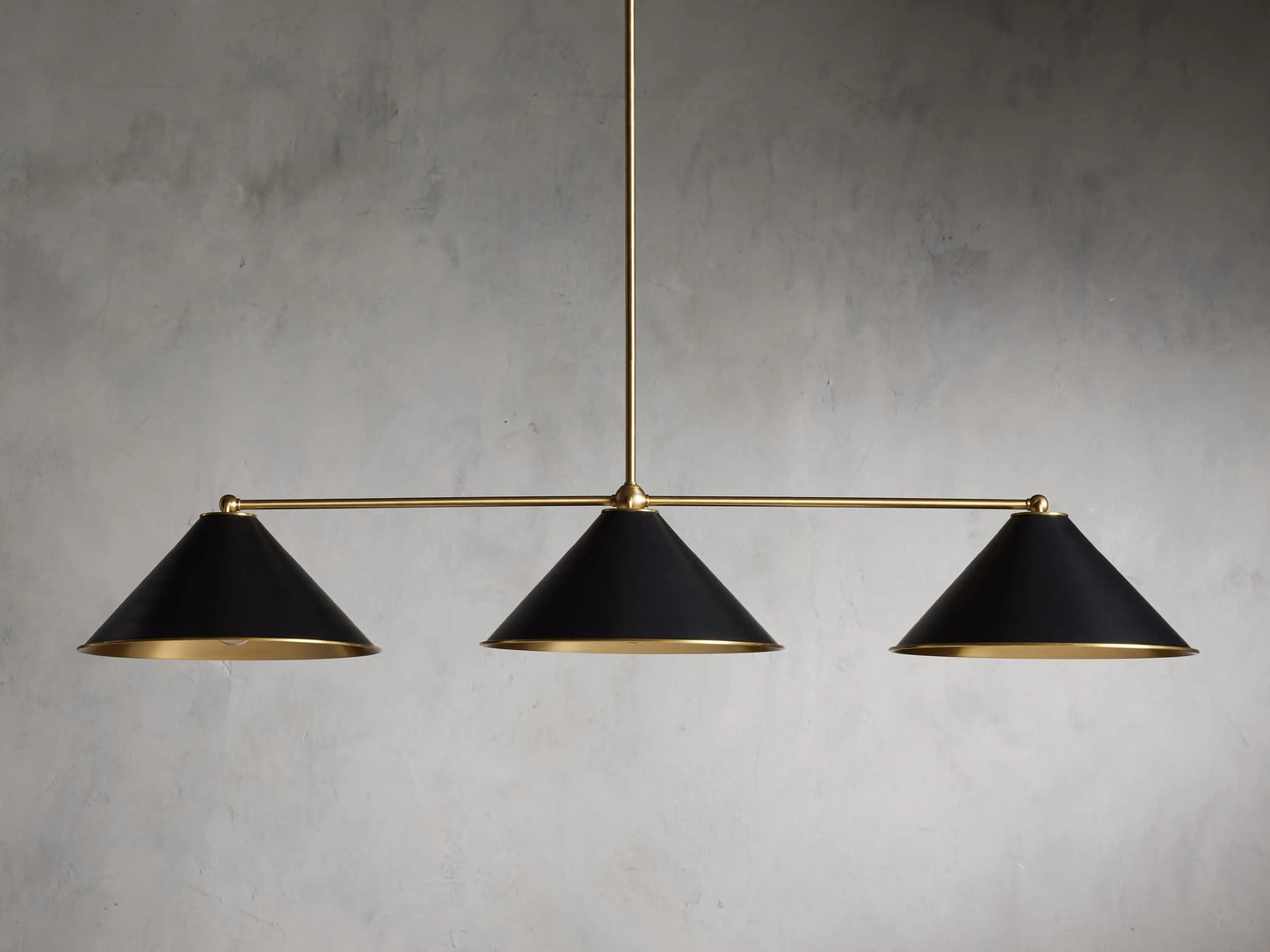 Arno Linear Chandelier