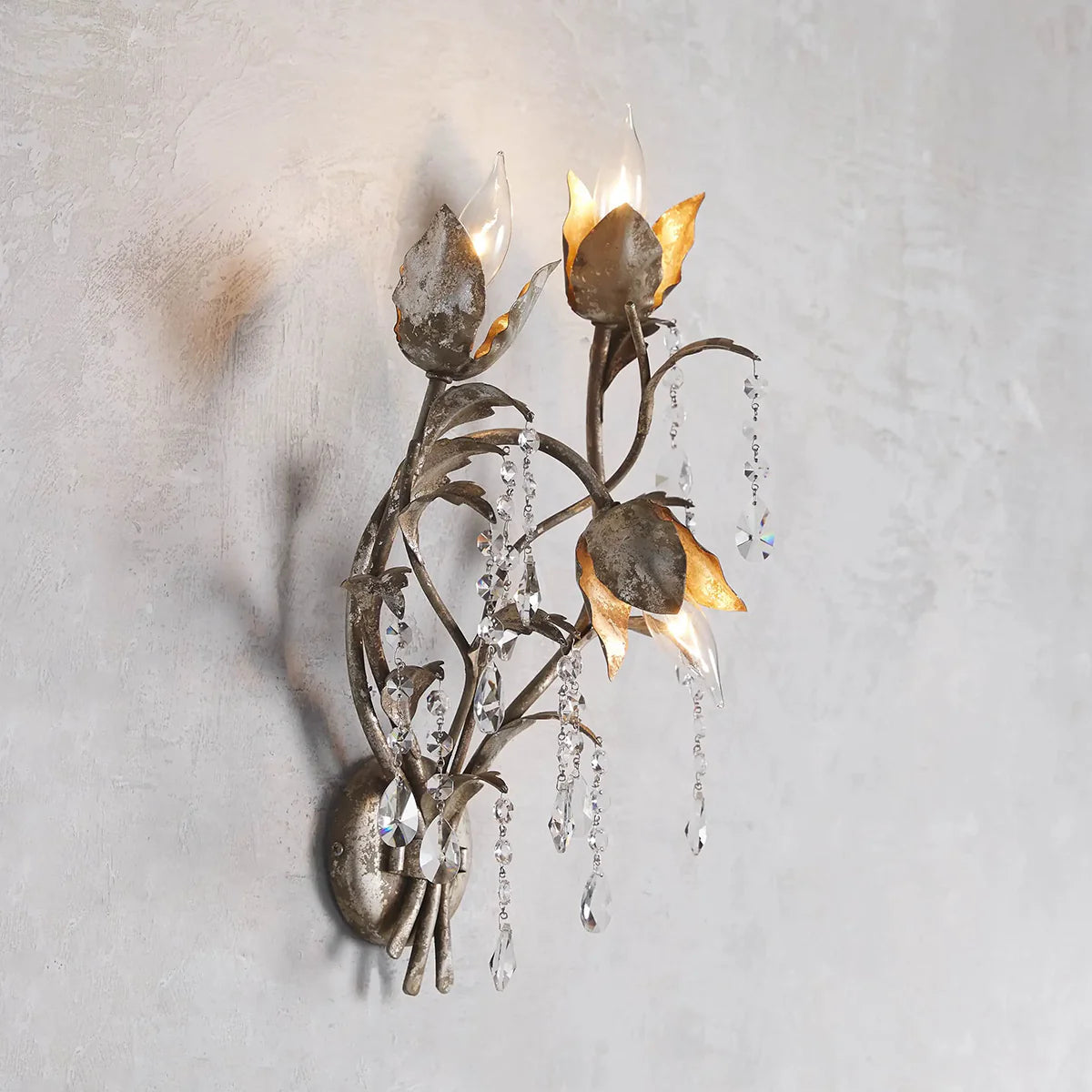Modern Art Viticcio Wall Sconce 3-Light