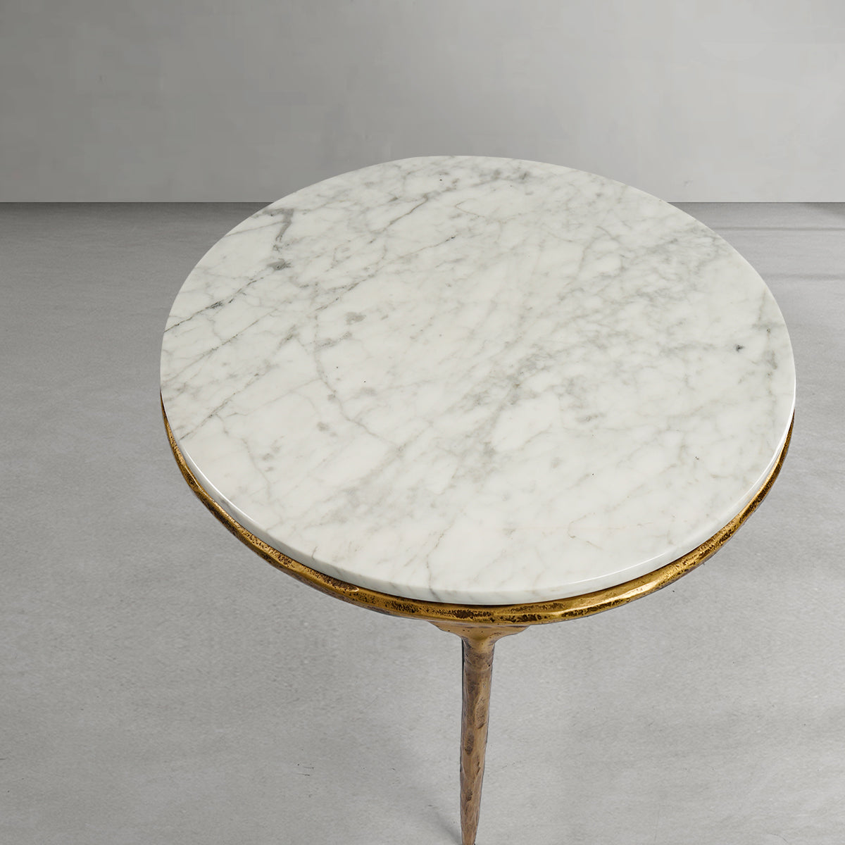 Thaddeus Marble Round Side Table 3 Table Leg 24"D