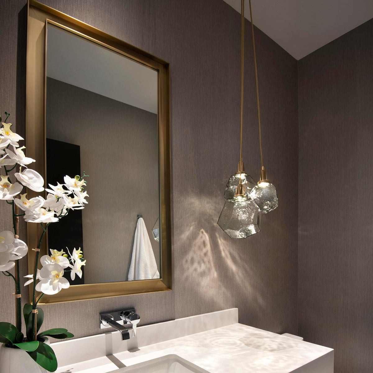 Art Twisted Cluster Pendant