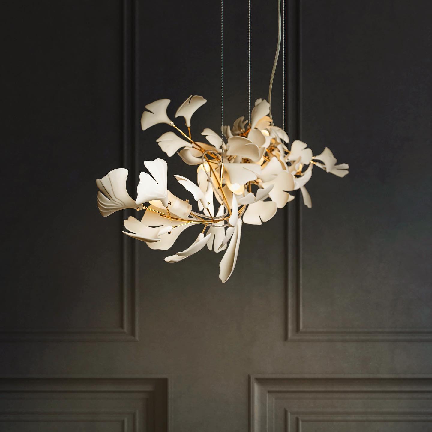 Gingko Chandelier A USE White and Gold