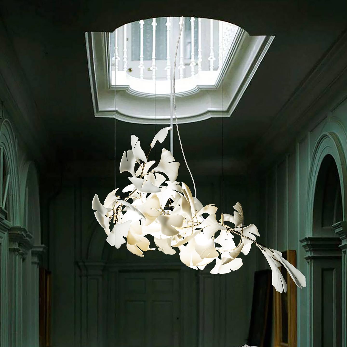 Gingko Chandelier A USE White and Gold