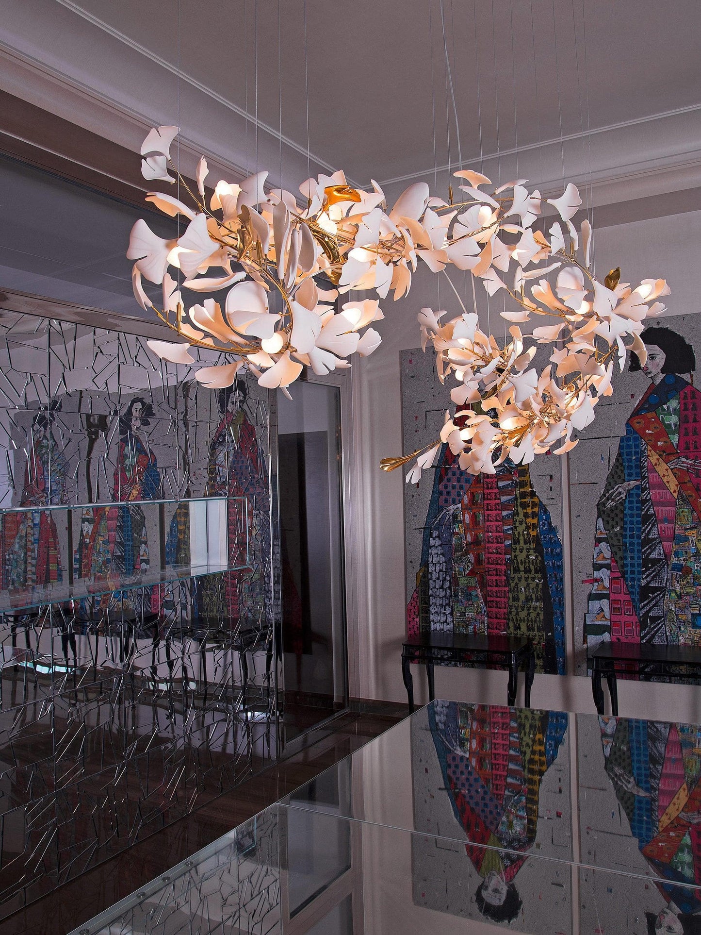 Gingko Chandelier E USE White and Gold