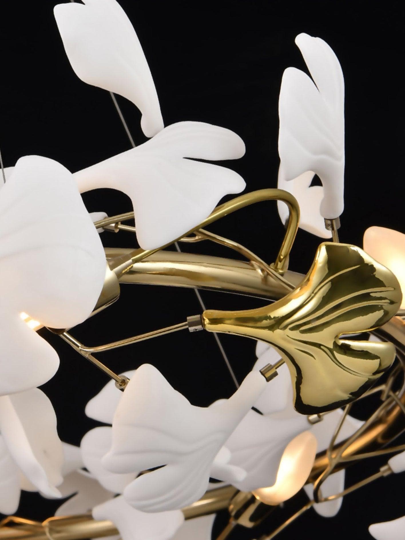 Gingko Chandelier Q USE White and Gold