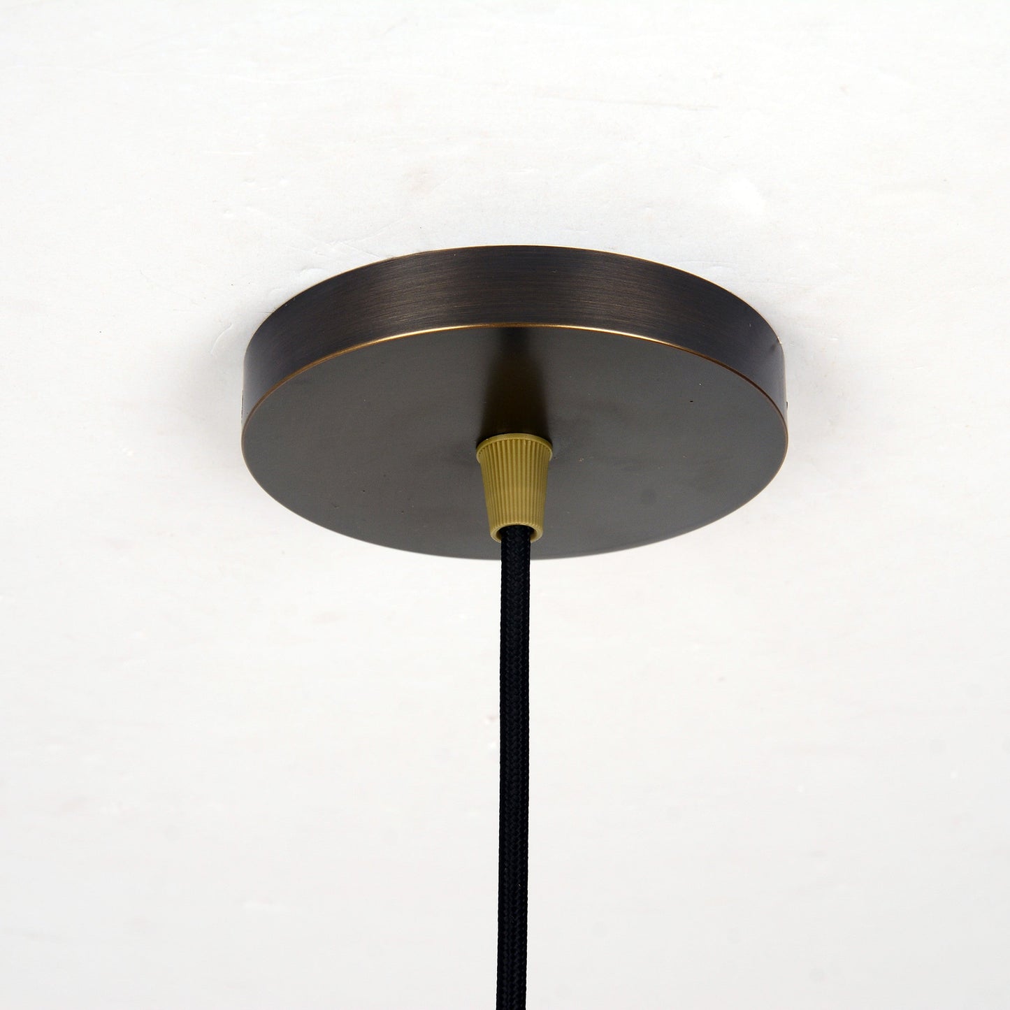 Balle Be Crystal Pendant Bronze