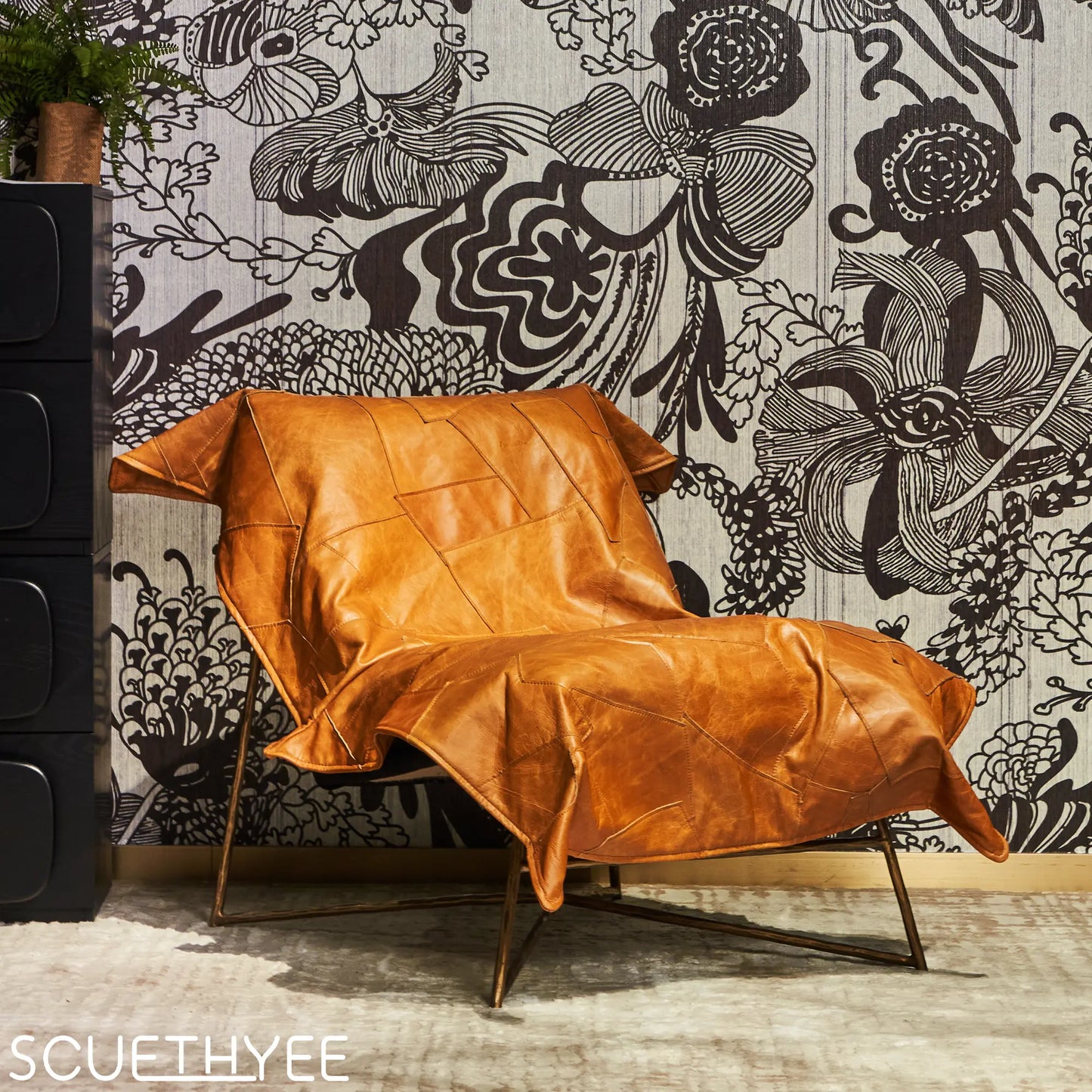 Thaddeus Leisure Chair