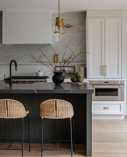 Raubinsen Medium Pendant 7.5''W