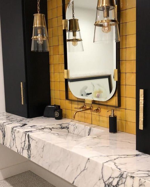 Raubinsen Medium Pendant 7.5''W