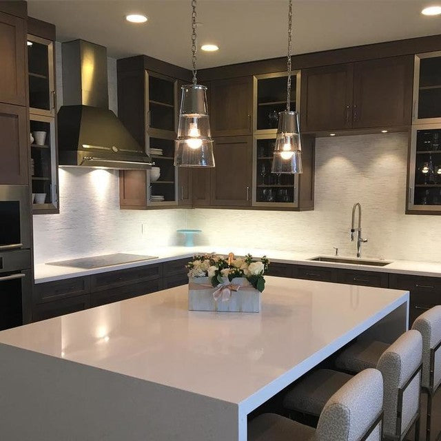 Raubinsen Medium Pendant 7.5''W