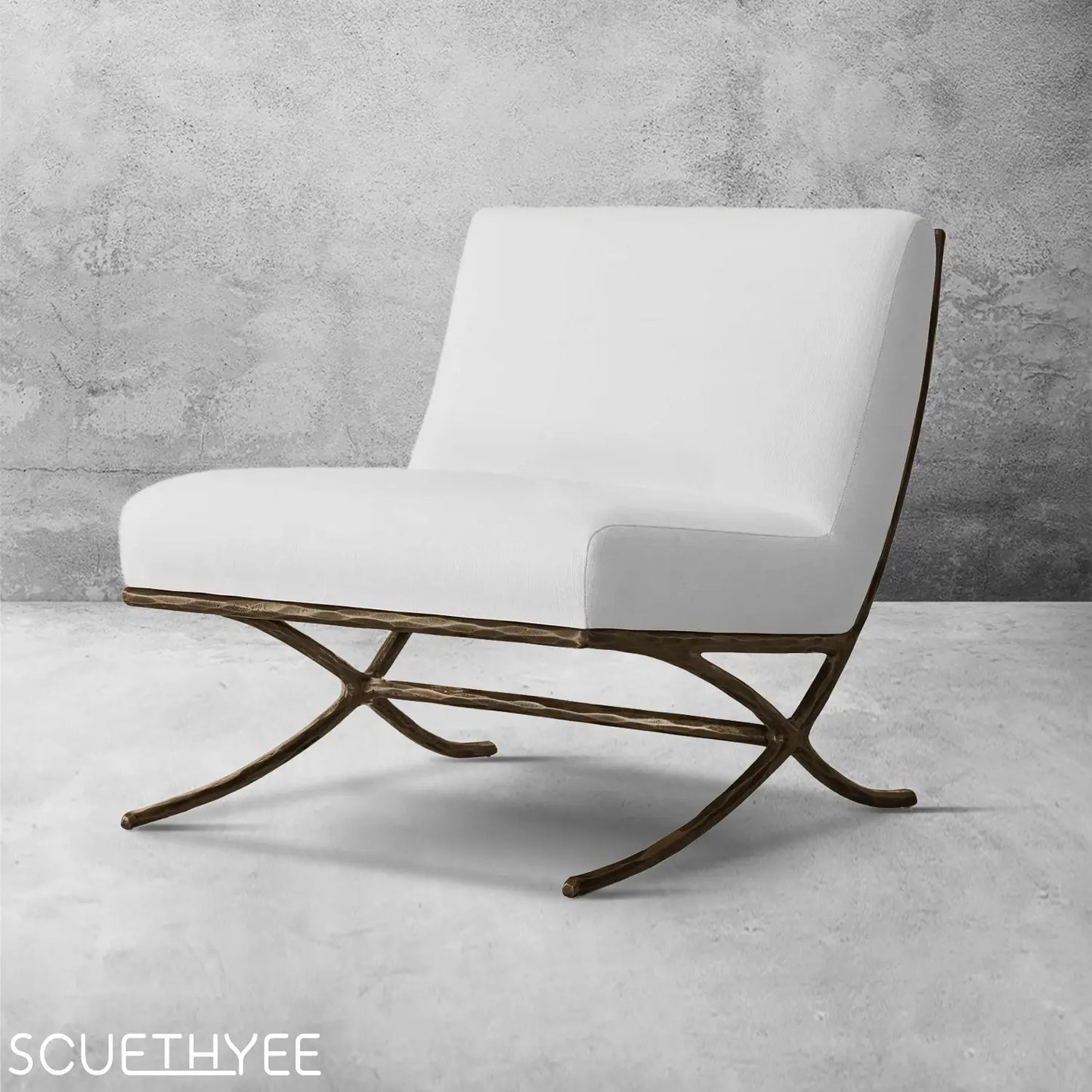 Thaddeus X-base Leather Slipper Chair